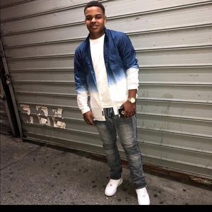 Meet your Posher, Maxwell